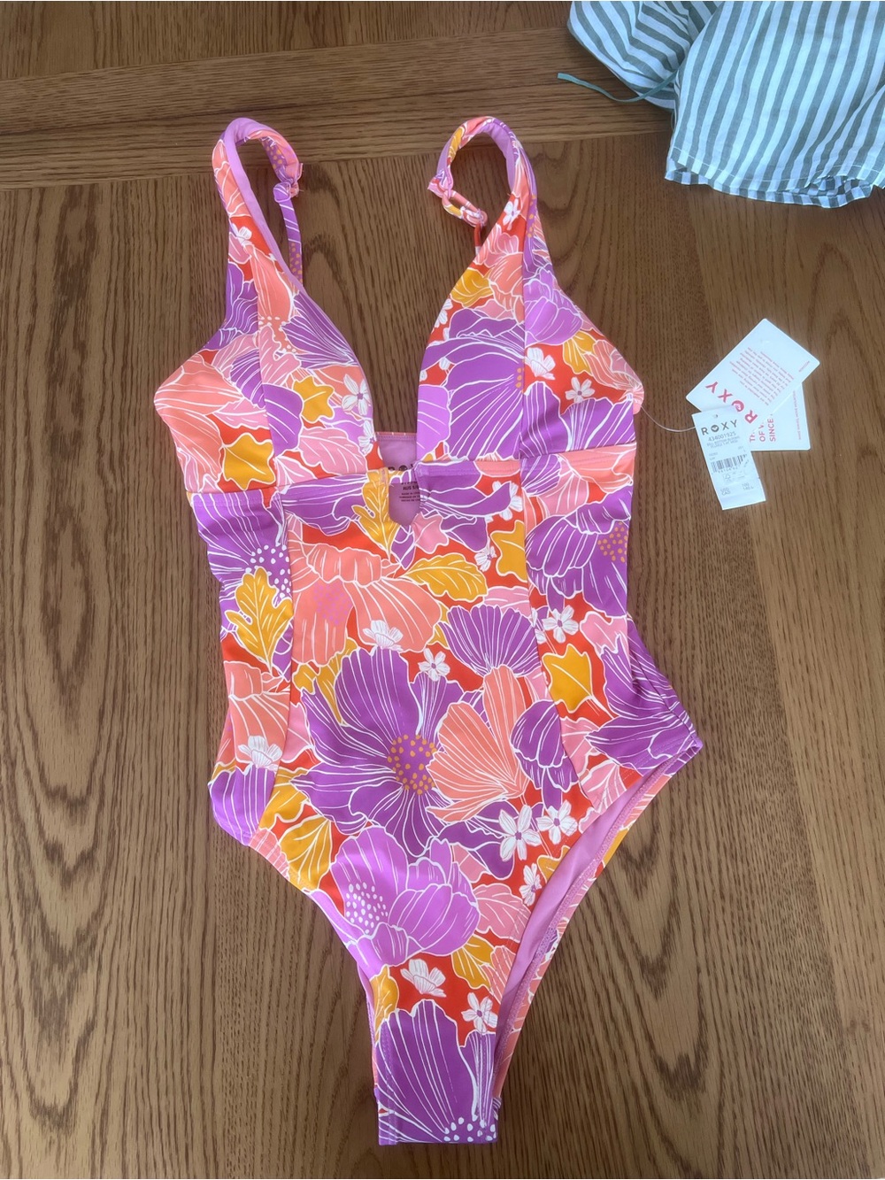 NWT Roxy Bell Bottom Blooms One Piece